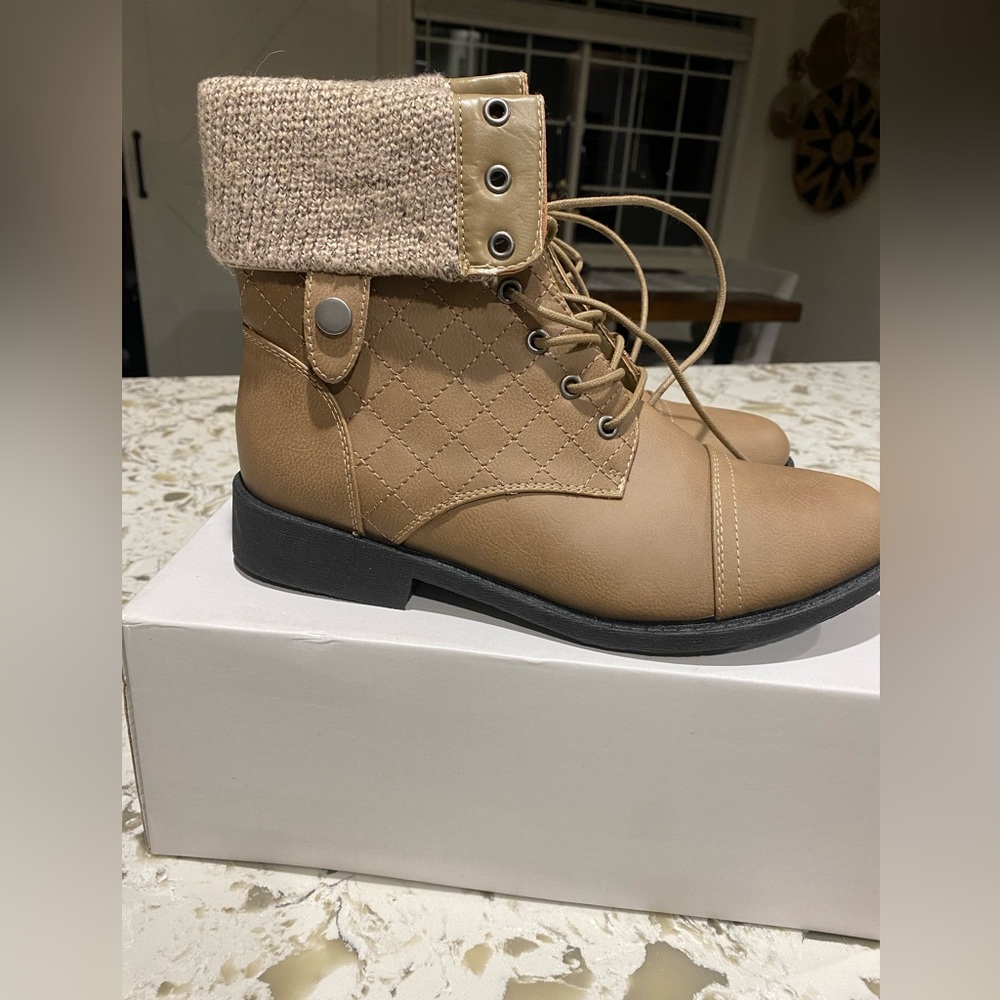 New in box! Women’s combat booties size 8.5